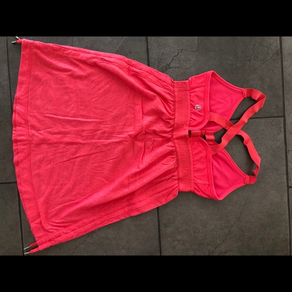 Lululemon tank - Picture 2 of 3